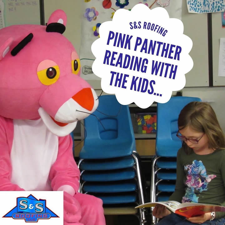 Pink Panther reads with the kids from Eagle Creek